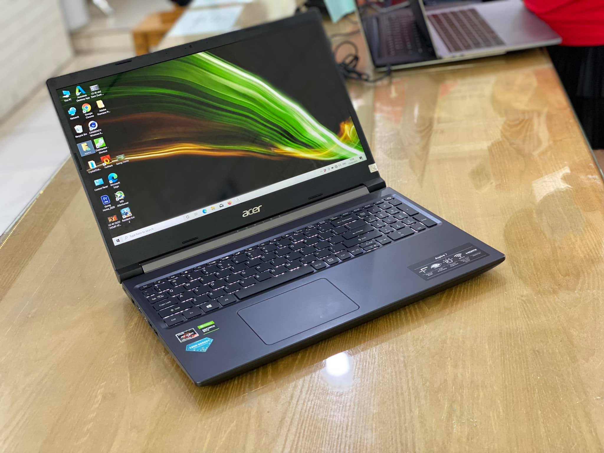 Laptop Acer Aspire 7 A715-42G-R4S.jpeg